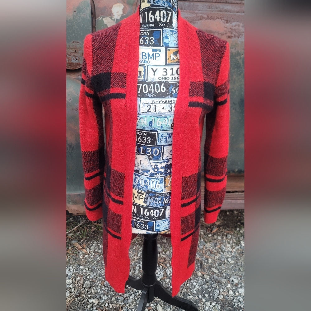 Old Navy Red and Black Knit Cardigan - Picture 10 of 12